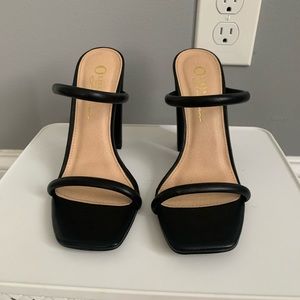 Forever 21 chunky black heels